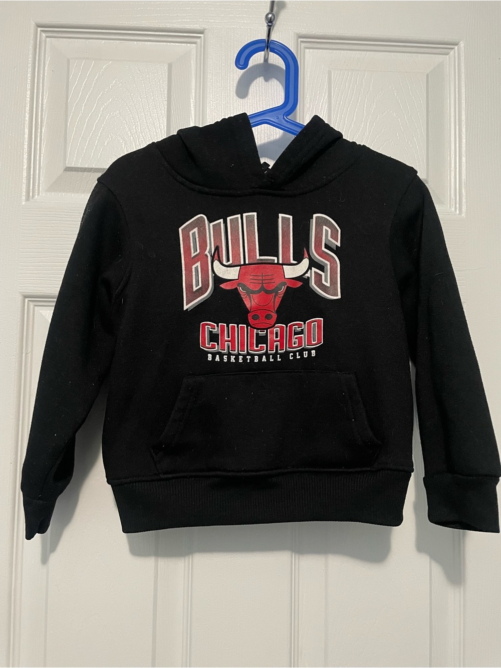 NBA Chicago Bulls Hoodie in Black & Red